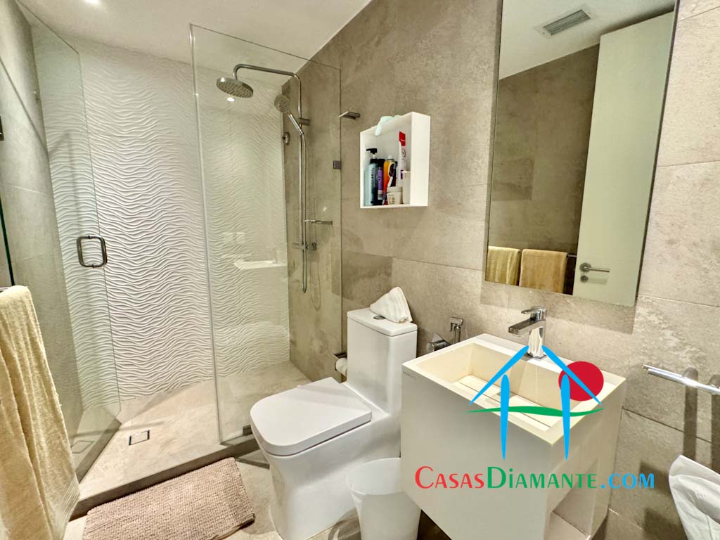 Costa Real T4 102 - Baño completo 1